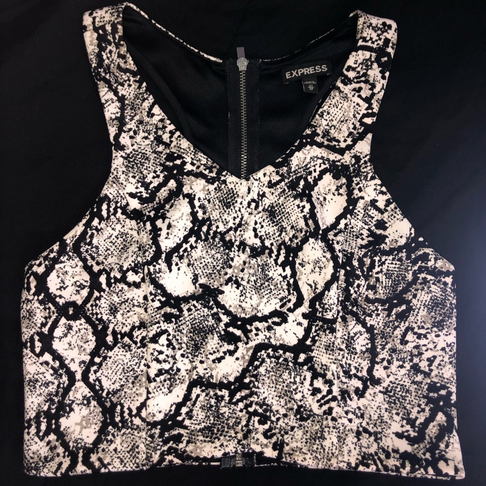 Express cropped top